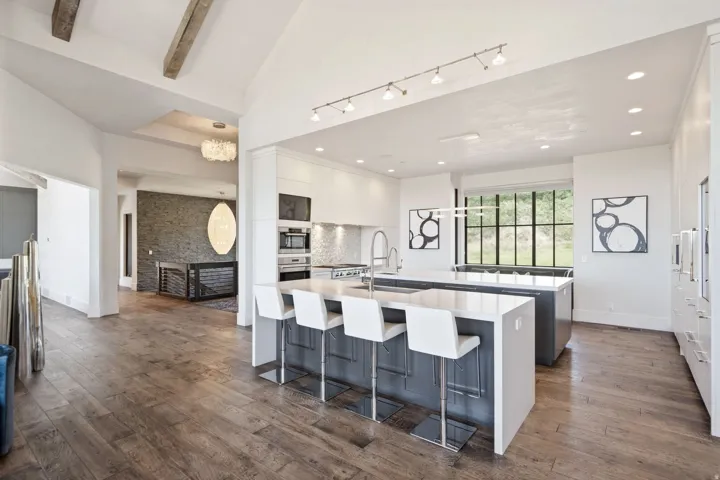 717 W Moose Hill Rd, Park City, Utah 84098