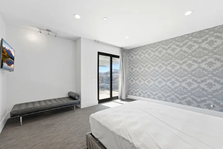 717 W Moose Hill Rd, Park City, Utah 84098