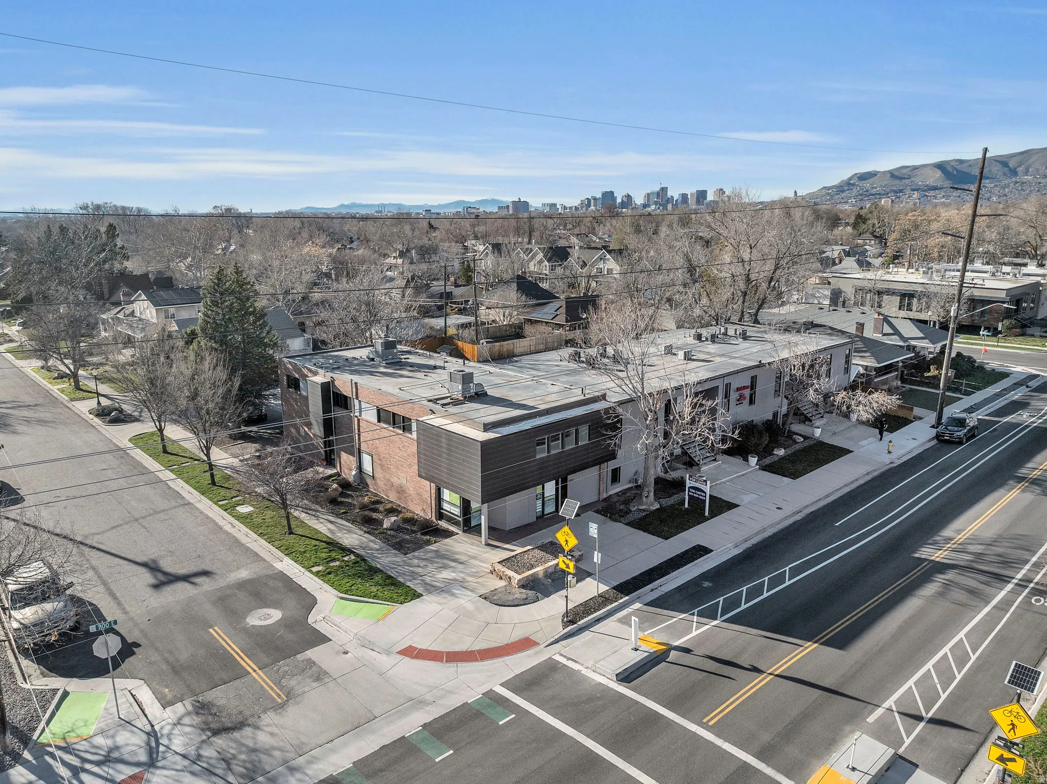 Drone / aerial view showing 1100 East and Kensington Avenue