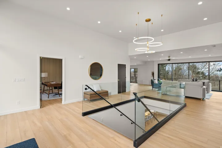 1332 S Canterbury Dr, Salt Lake City, Utah 84108