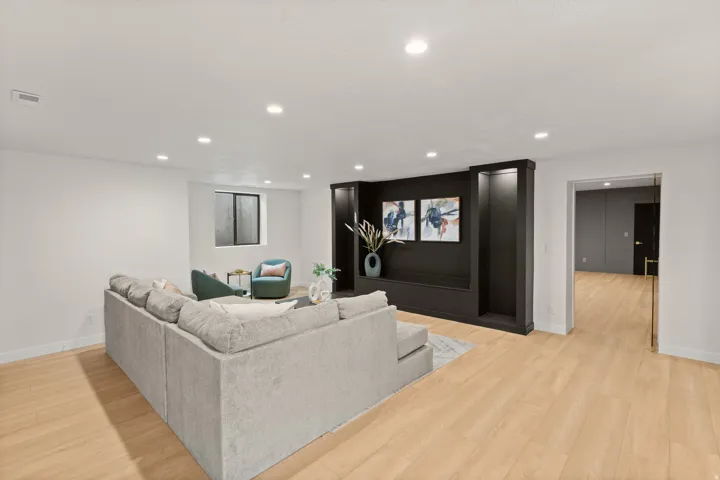 1332 S Canterbury Dr, Salt Lake City, Utah 84108