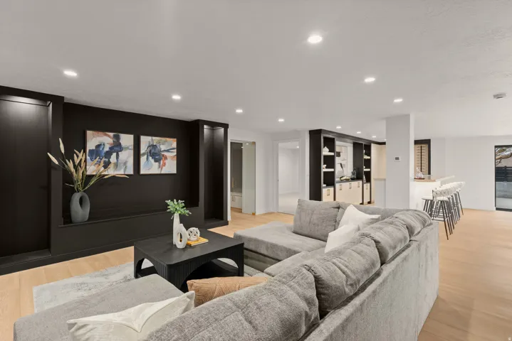 1332 S Canterbury Dr, Salt Lake City, Utah 84108