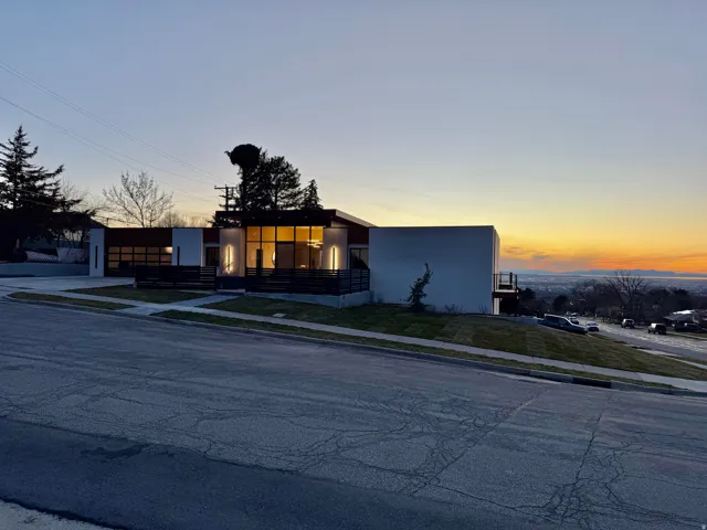 1332 S Canterbury Dr, Salt Lake City, Utah 84108