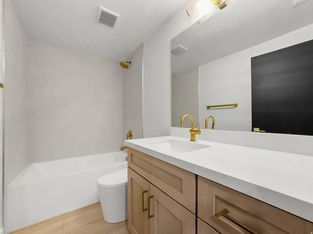1332 S Canterbury Dr, Salt Lake City, Utah 84108