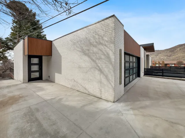 1332 S Canterbury Dr, Salt Lake City, Utah 84108