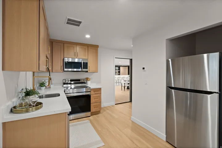 1332 S Canterbury Dr, Salt Lake City, Utah 84108
