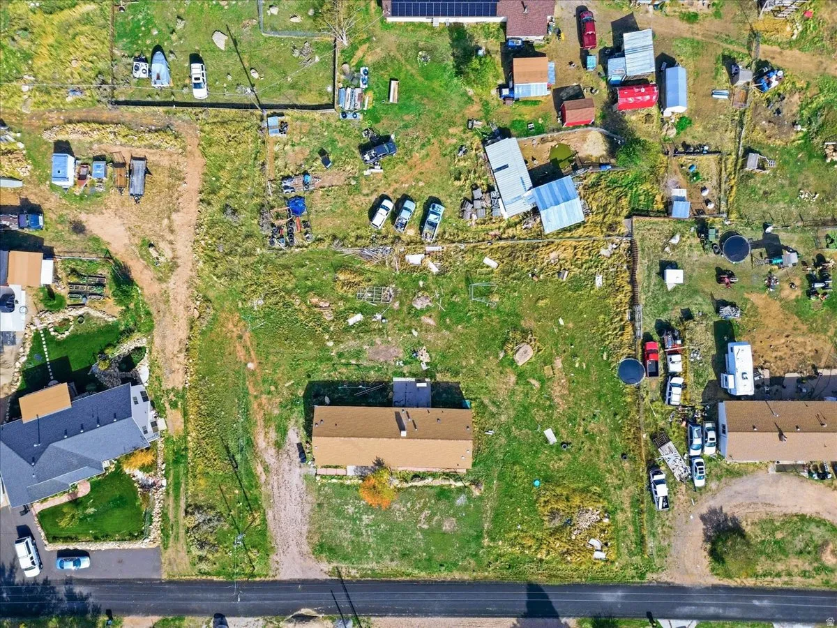 Aerial view of property and surrounding area