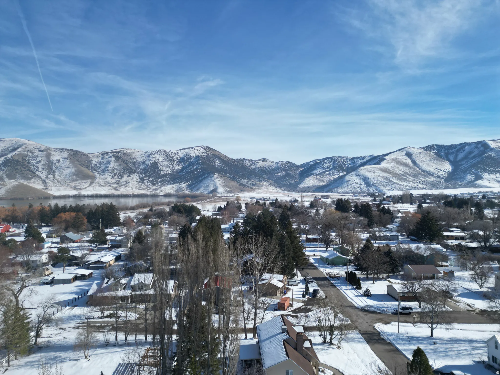 View of mountain background with nearby suburban area