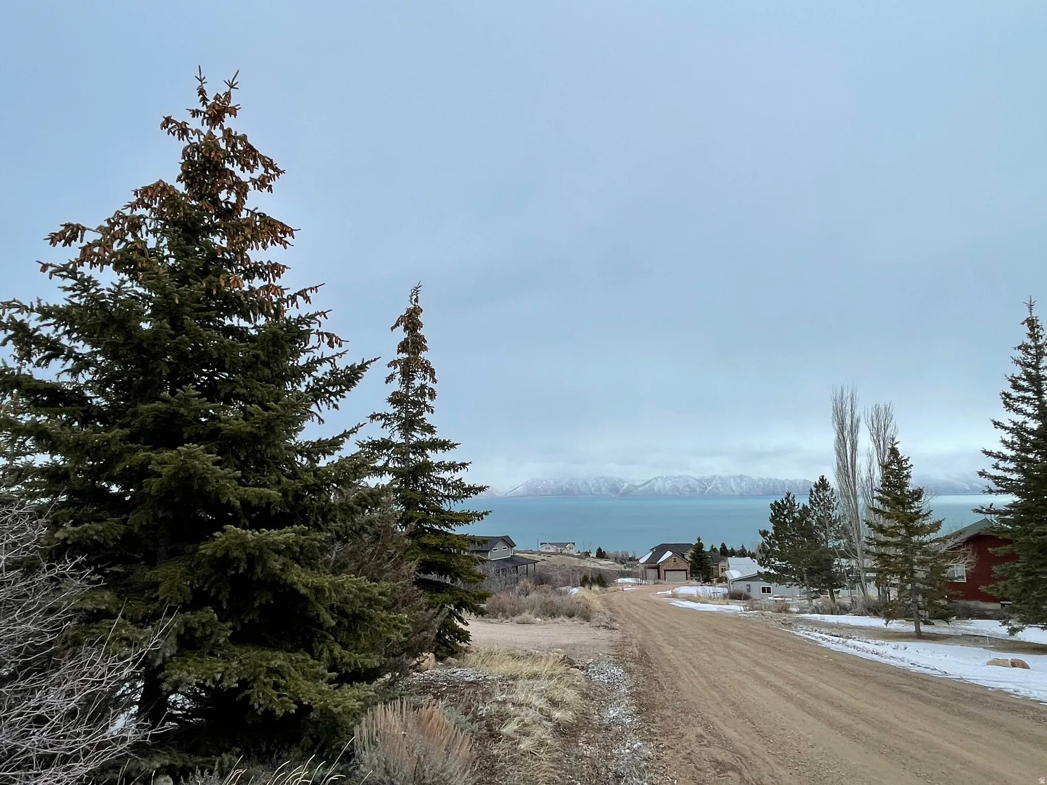 View of dirt / gravel road