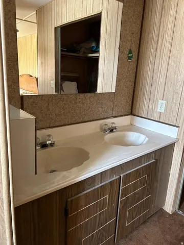 Dual Vanities