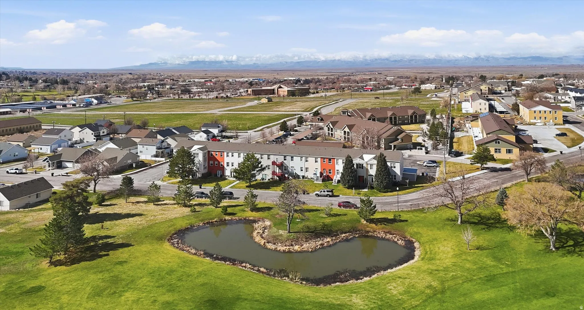 Aerial view of the townhomes across the street from the golf course