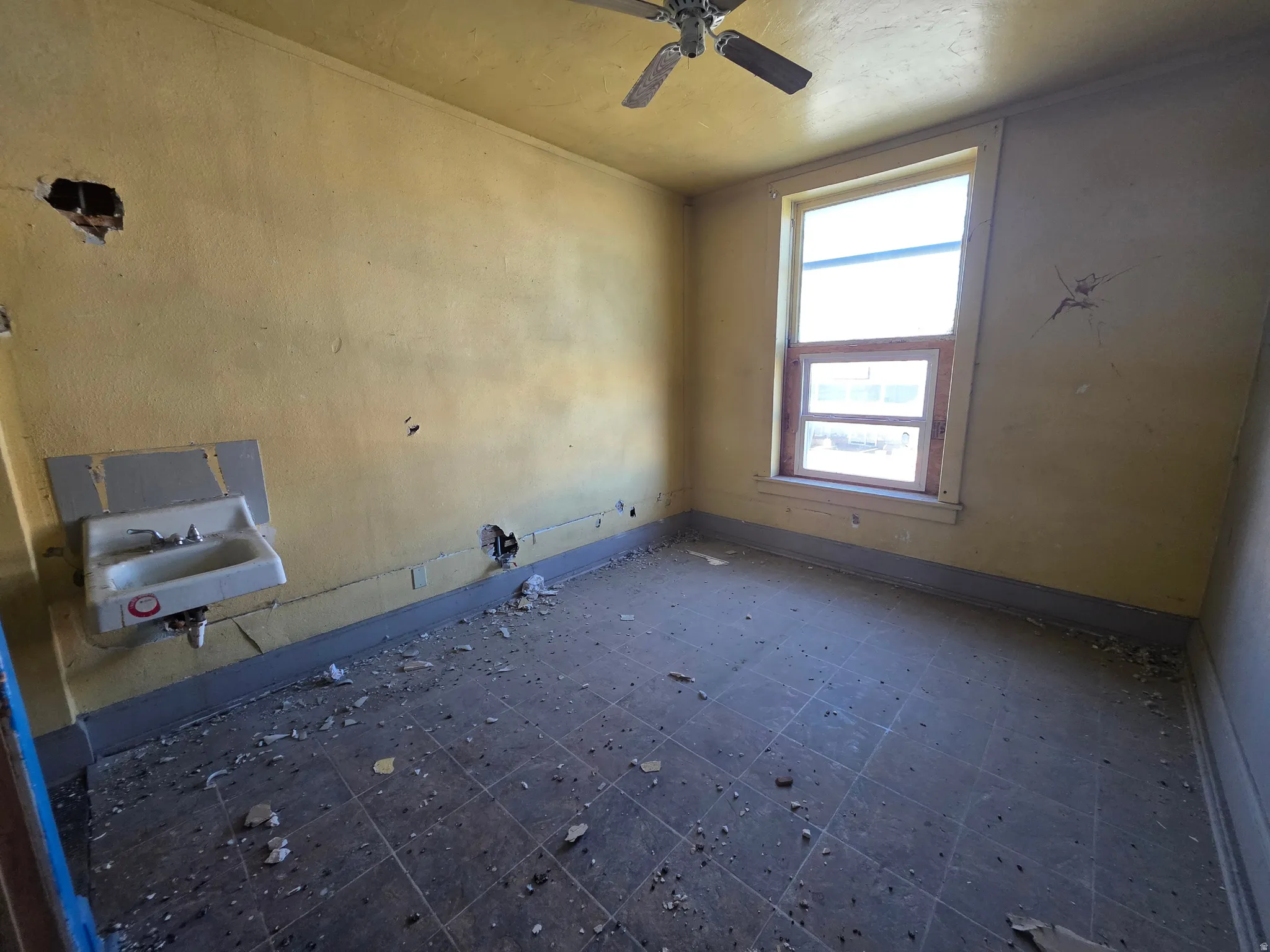 2nd Level Apartments