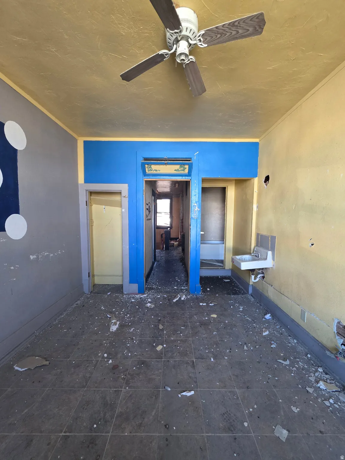 2nd Level Apartments