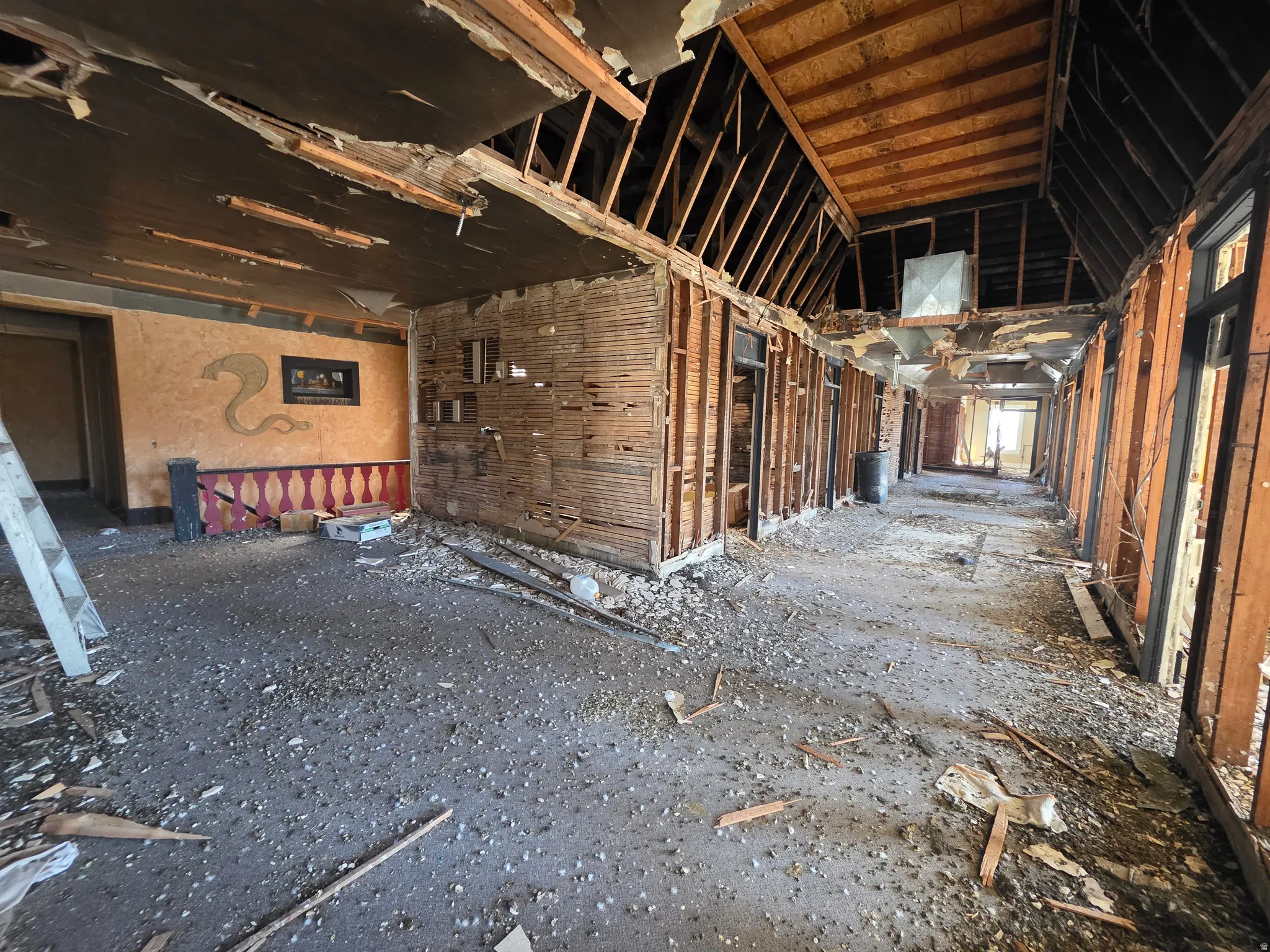 2nd Level Apartments