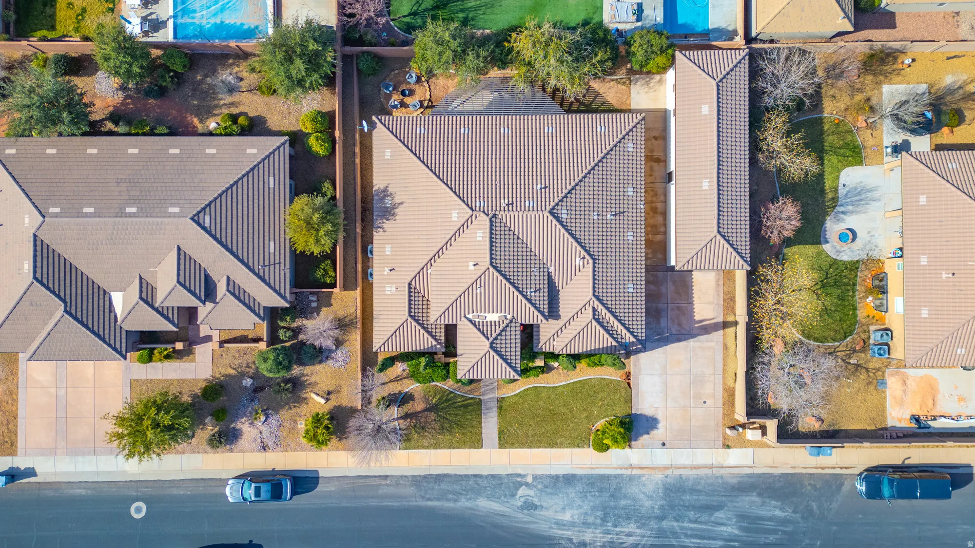 Drone / aerial view of a pool