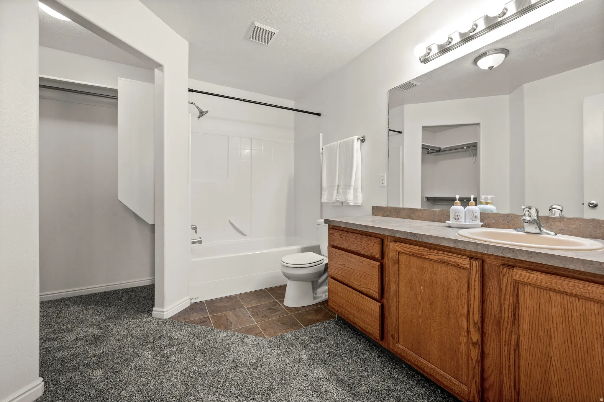 Large master en-suite bathroom.