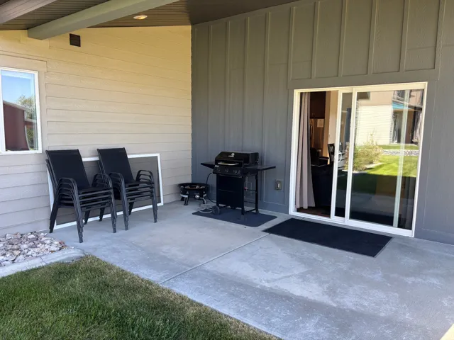 140 W 150 S #d, Garden City, Utah 84028