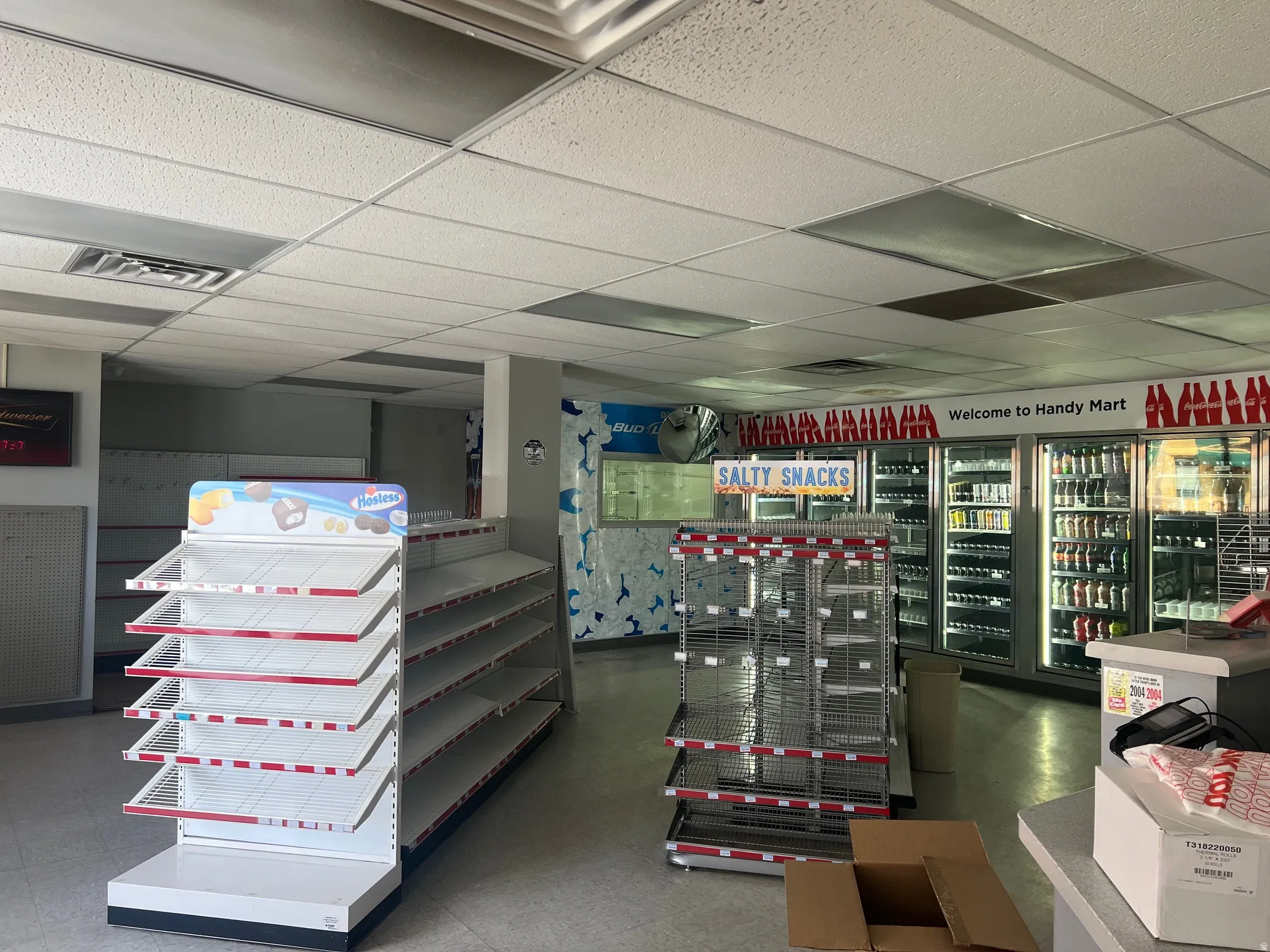 Misc room with a drop ceiling