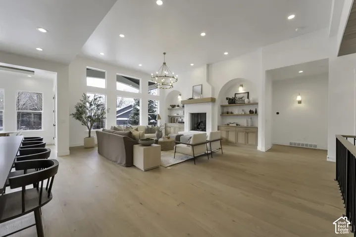 664 S Wildflower Cir, North Salt Lake, Utah 84054