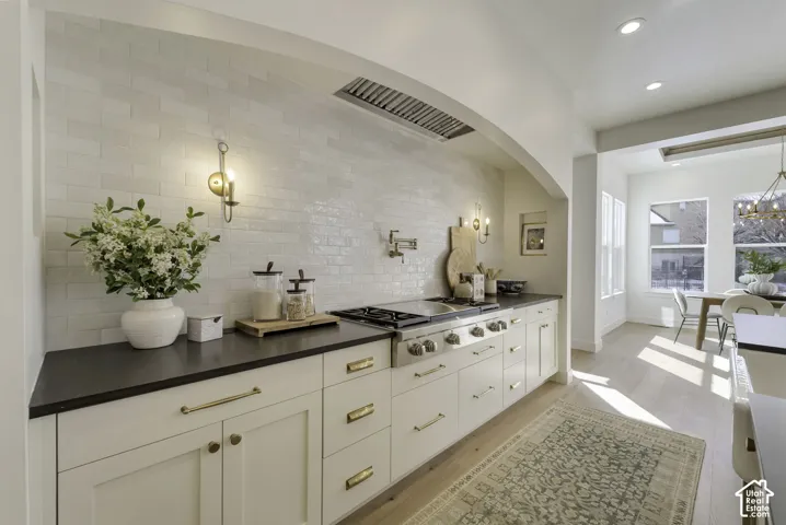 664 S Wildflower Cir, North Salt Lake, Utah 84054