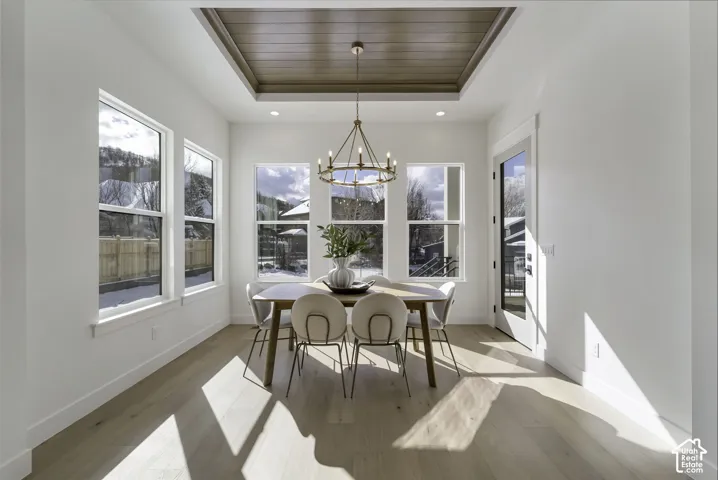 664 S Wildflower Cir, North Salt Lake, Utah 84054