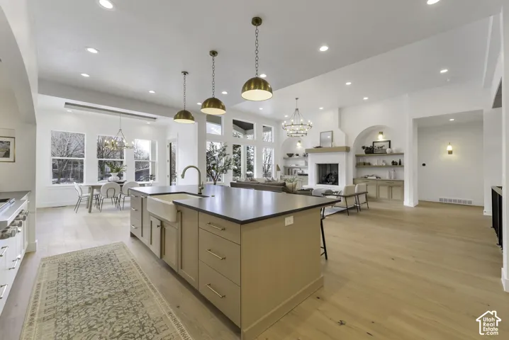 664 S Wildflower Cir, North Salt Lake, Utah 84054