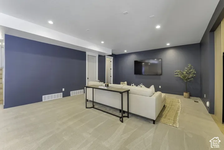 664 S Wildflower Cir, North Salt Lake, Utah 84054