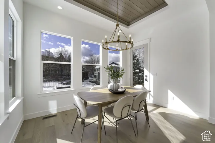 664 S Wildflower Cir, North Salt Lake, Utah 84054