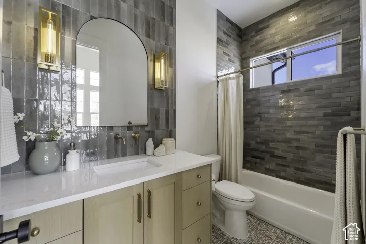 664 S Wildflower Cir, North Salt Lake, Utah 84054