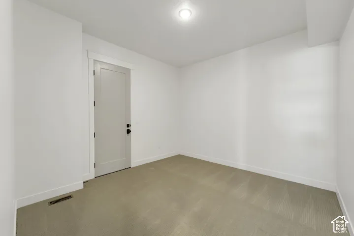 664 S Wildflower Cir, North Salt Lake, Utah 84054
