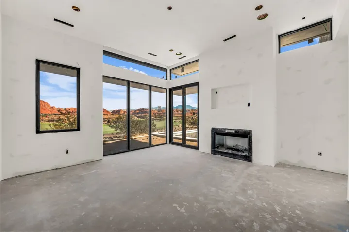 2415 South Village Dr #3, Santa Clara, Utah 84765