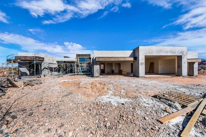 2415 South Village Dr #3, Santa Clara, Utah 84765