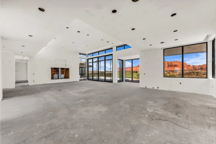 2415 South Village Dr #3, Santa Clara, Utah 84765