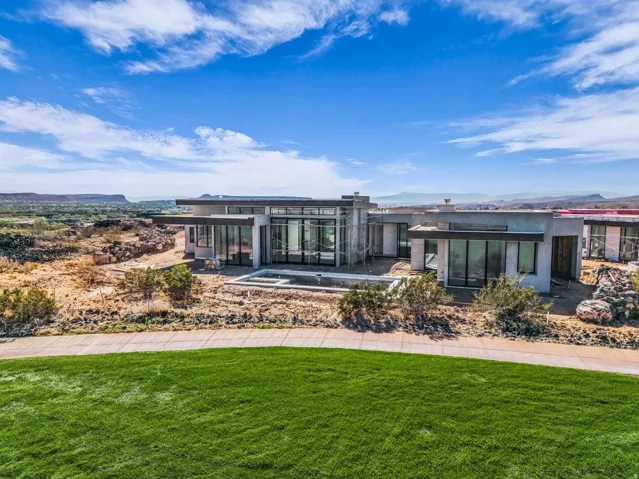 2415 South Village Dr #3, Santa Clara, Utah 84765
