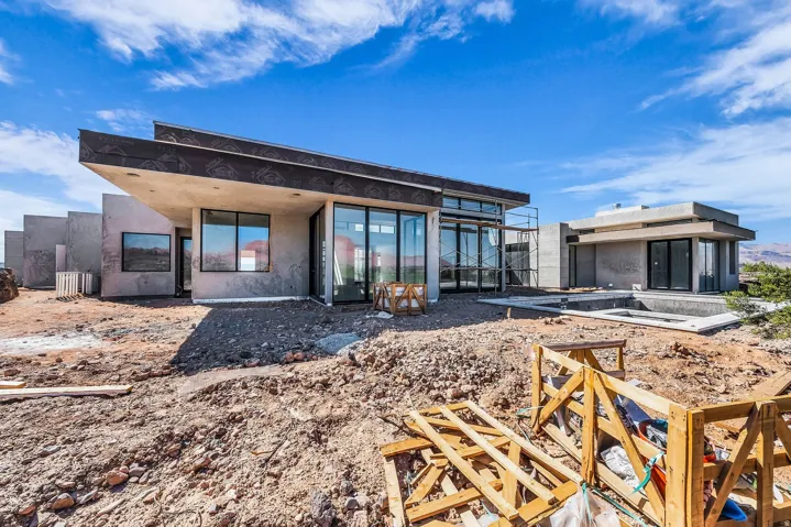 2415 South Village Dr #3, Santa Clara, Utah 84765