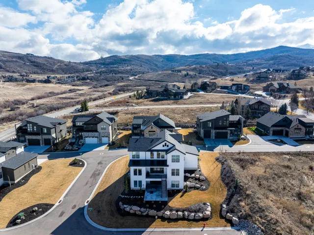 6372 E 950 S #6, Huntsville, Utah 84317