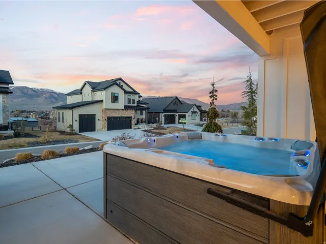 6372 E 950 S #6, Huntsville, Utah 84317