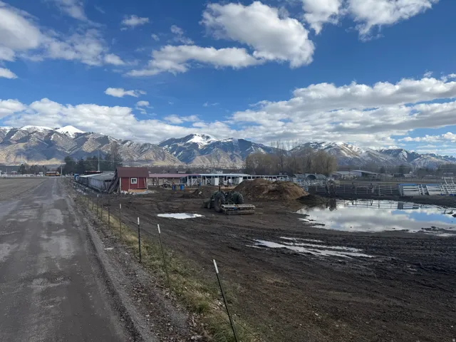 Mountain view featuring a nearby body of water