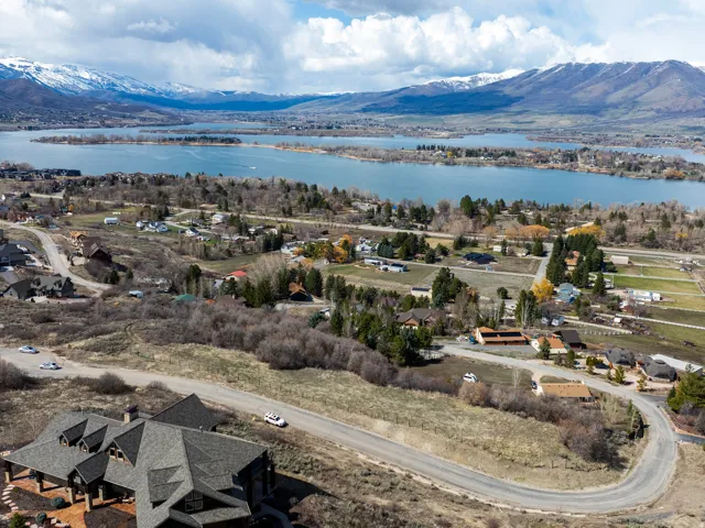 1215 S Via Monaco Dr, Huntsville, Utah 84317
