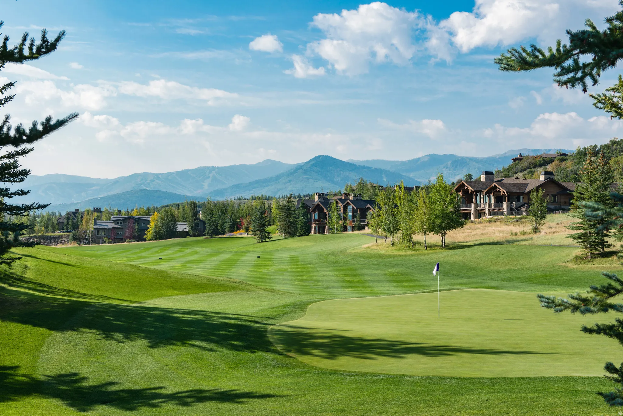15 golf courses, 7 Public, near Park City.