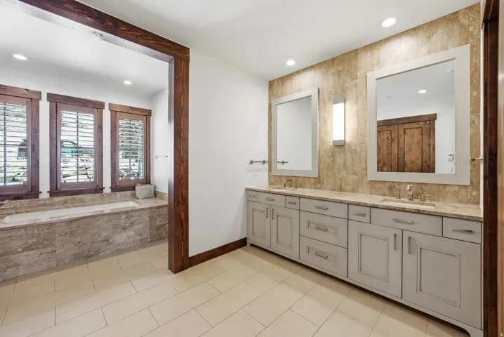 9079 Dye Cabins Dr, Park City, Utah 84098