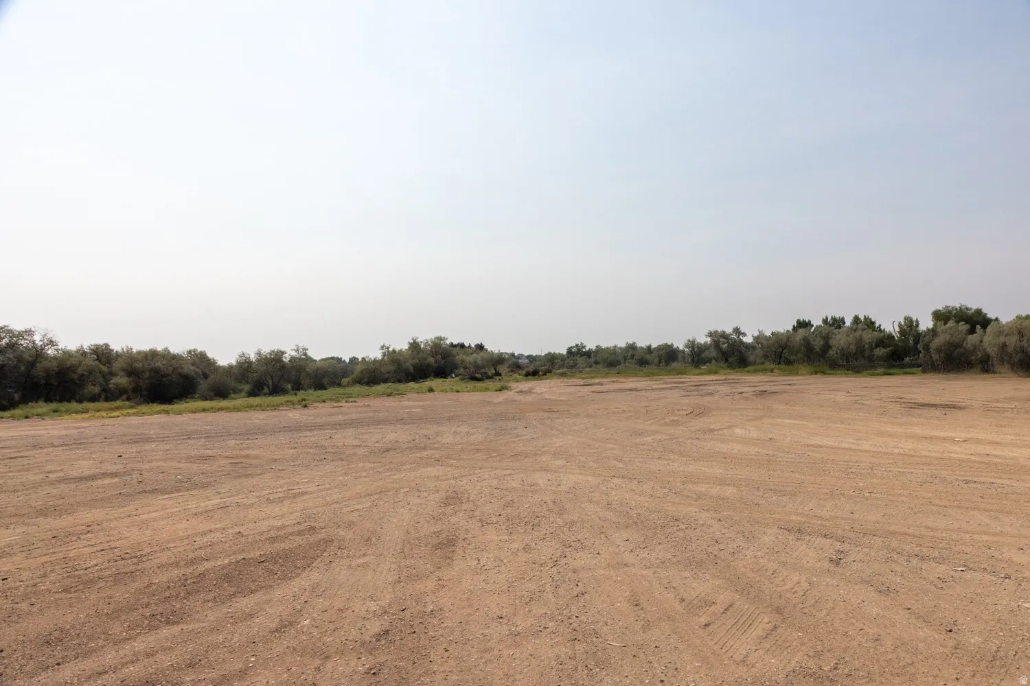 Decluttered view of property