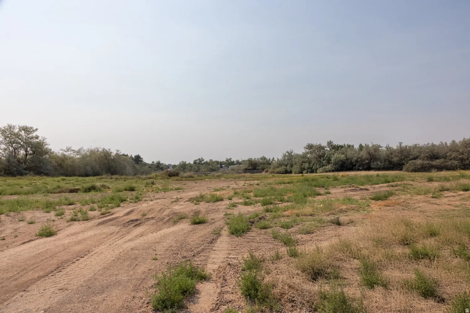 Decluttered view of property
