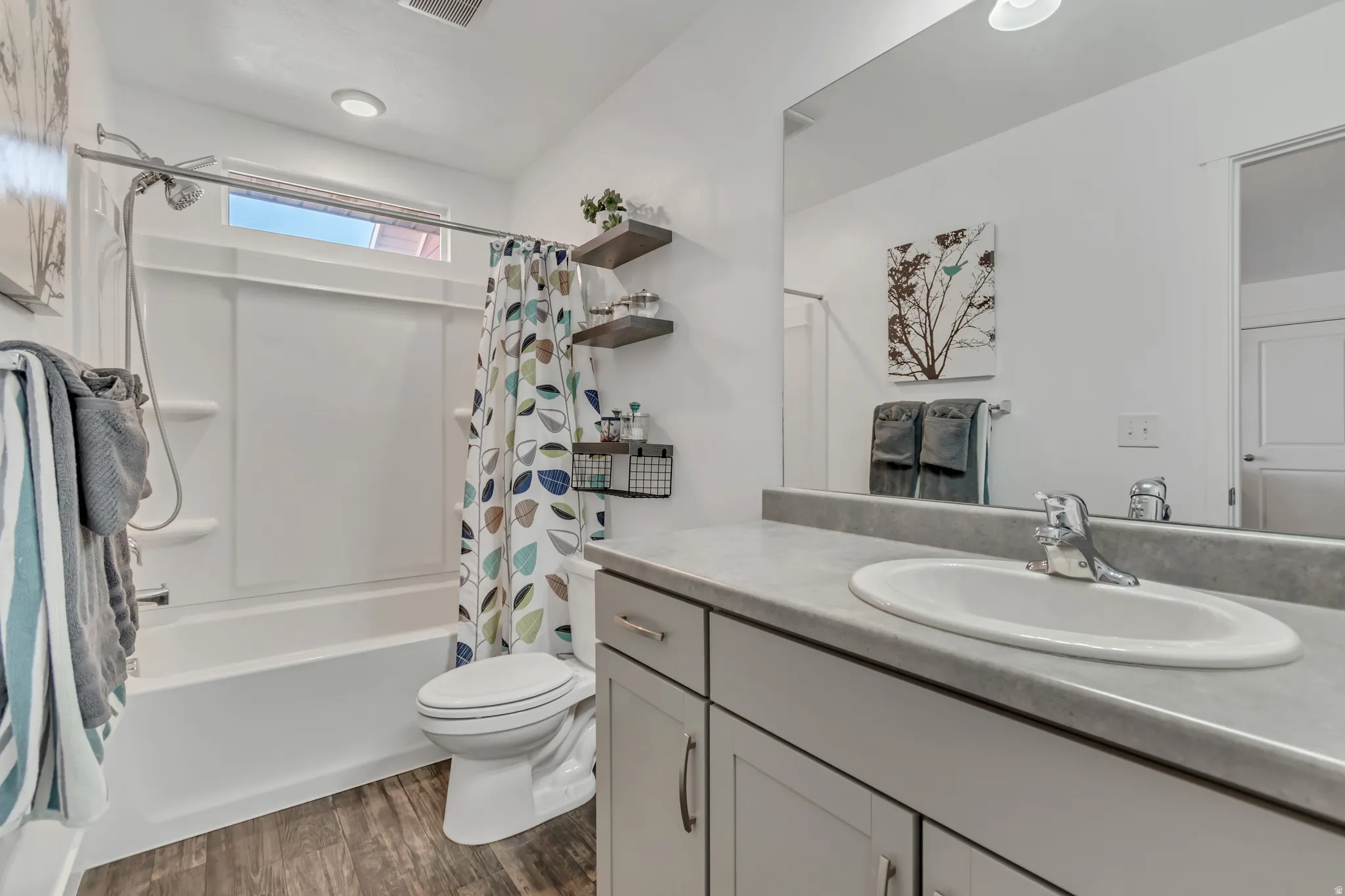 Clean and Bright Primary Suite Bathroom