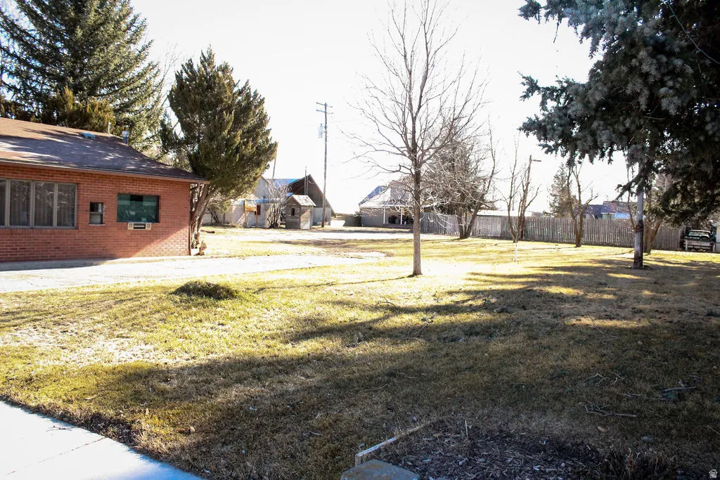 View of yard featuring a residential view