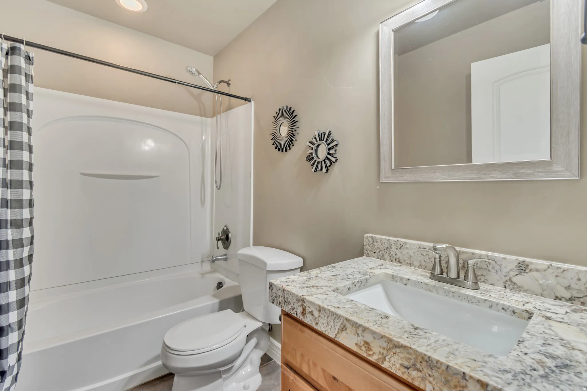 Extra Upstairs Full Bath