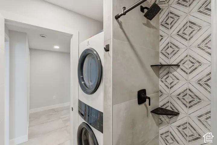 Very large bathroom and laundry space