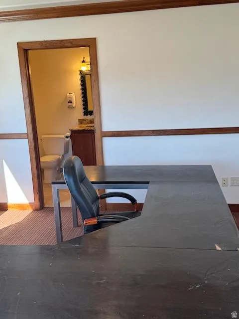 Office area with ornamental molding