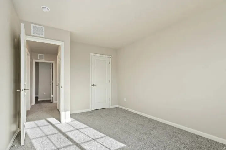 276 N Roundabout St, Saratoga Springs, Utah 84045
