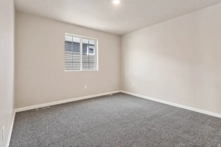 276 N Roundabout St, Saratoga Springs, Utah 84045